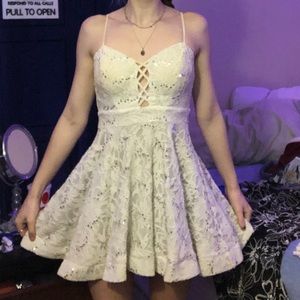 OFF WHITE HOMECOMING DRESS